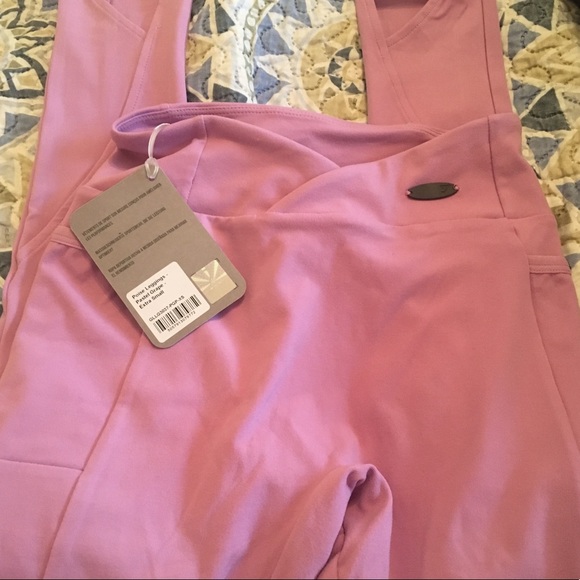 GymShark NWT Poise Leggings in Pastel Grape - Picture 6 of 7
